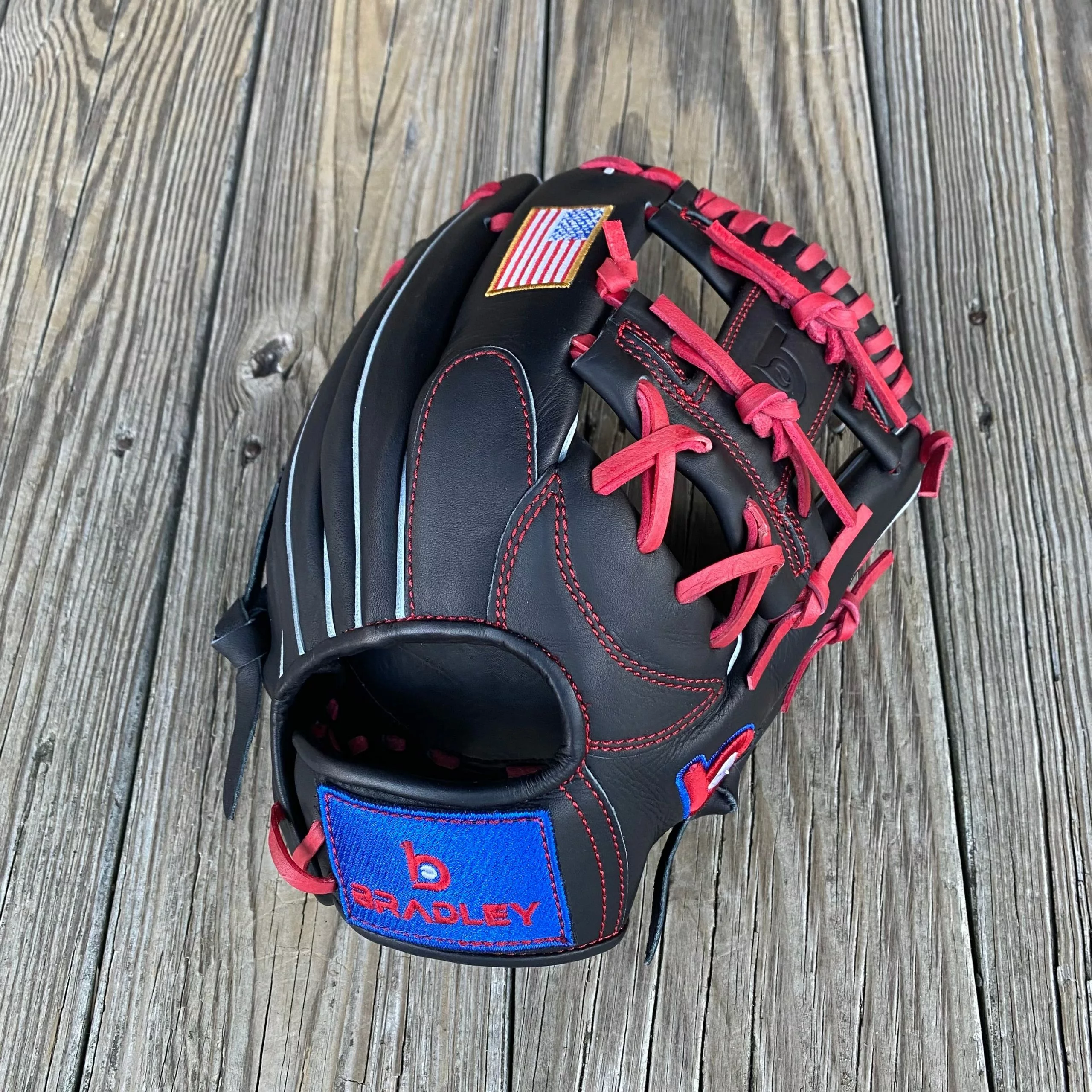 Bradley Baseball 11.25" I-Web, Next Play T2 Series '23 Pro Kip LTD (Black/Red) 1 Bradley Baseball 11.25" I-Web, Next Play T2 Series '23 Pro Kip LTD (Black/Red)