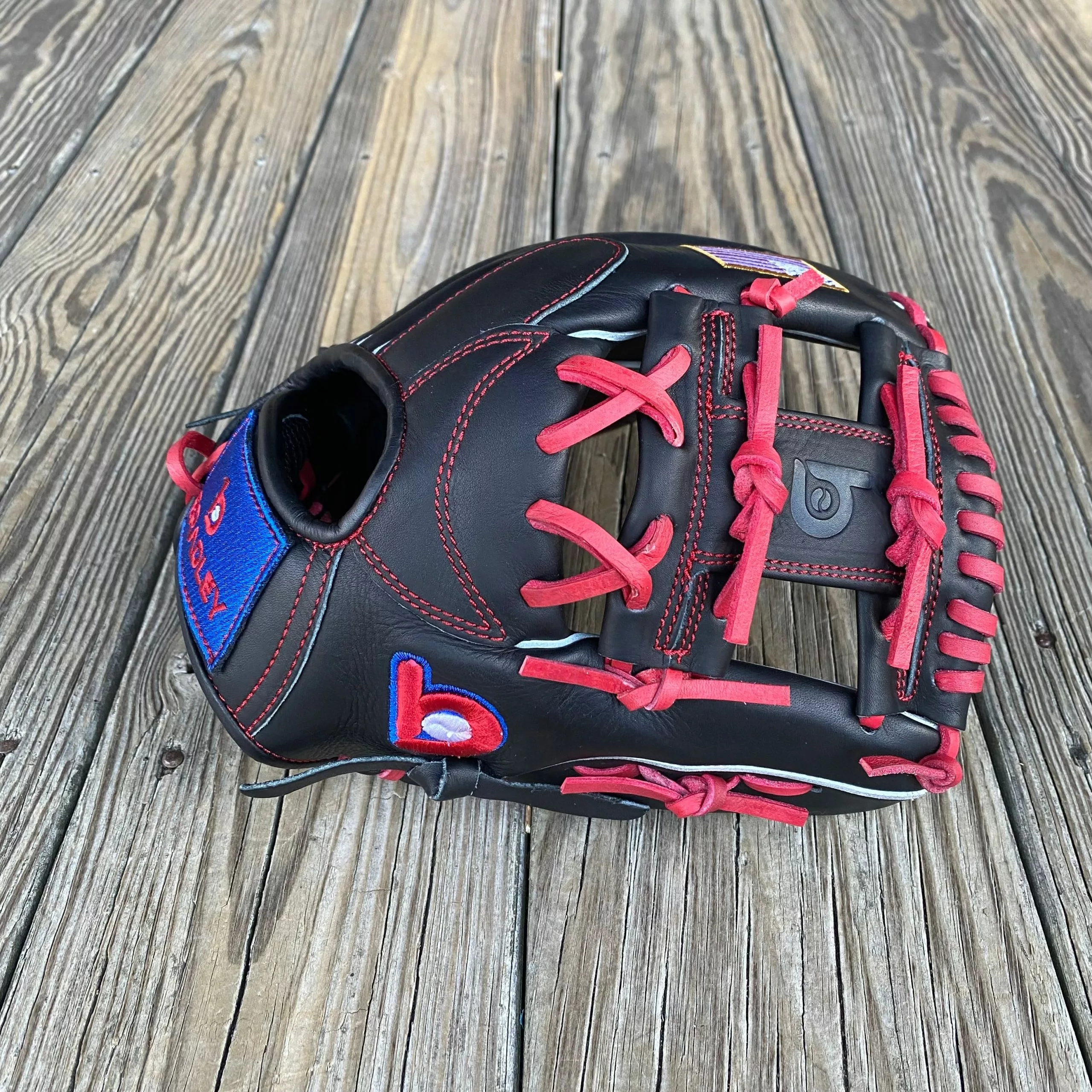 Bradley Baseball 11.25" I-Web, Next Play T2 Series '23 Pro Kip LTD (Black/Red) 2 Bradley Baseball 11.25" I-Web, Next Play T2 Series '23 Pro Kip LTD (Black/Red) - Image 2