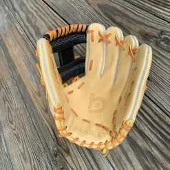 Bradley Baseball 11.5" I-Web, Next Play T4 LTD PRO KIP No Grip Straps (Blonde/Black/Tan) -Bats Shop IMG 0953