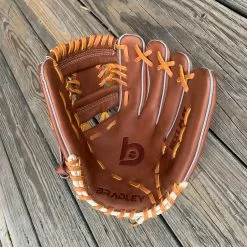 Bradley Baseball 11.75" I-Trap, T5 NP 6090 Series Mocha/Blonde/Tan USA Steerhide '23 7 Bradley Baseball 11.75" I-Trap, T5 NP 6090 Series Mocha/Blonde/Tan USA Steerhide '23 -Bats Shop IMG 1397 98a38019 3e17 4fcd a190 a874801ddc8b