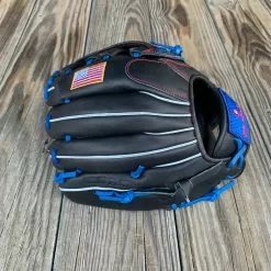 Bradley Baseball 12" H-Web, Next Play T2 Series'23 Pro Kip LTD (Black/Royal) 7 Bradley Baseball 12" H-Web, Next Play T2 Series'23 Pro Kip LTD (Black/Royal) -Bats Shop IMG 1839 e91ec3f5 bdc9 47c6 a617 9650877c8969