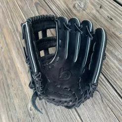 Bradley Baseball 11.5" H-Web Fastback, T4 FP Gold Next Play Series 6.0 (Black) -Bats Shop IMG 5219 02015762 fe66 4ce6 8340 a84a947f3495