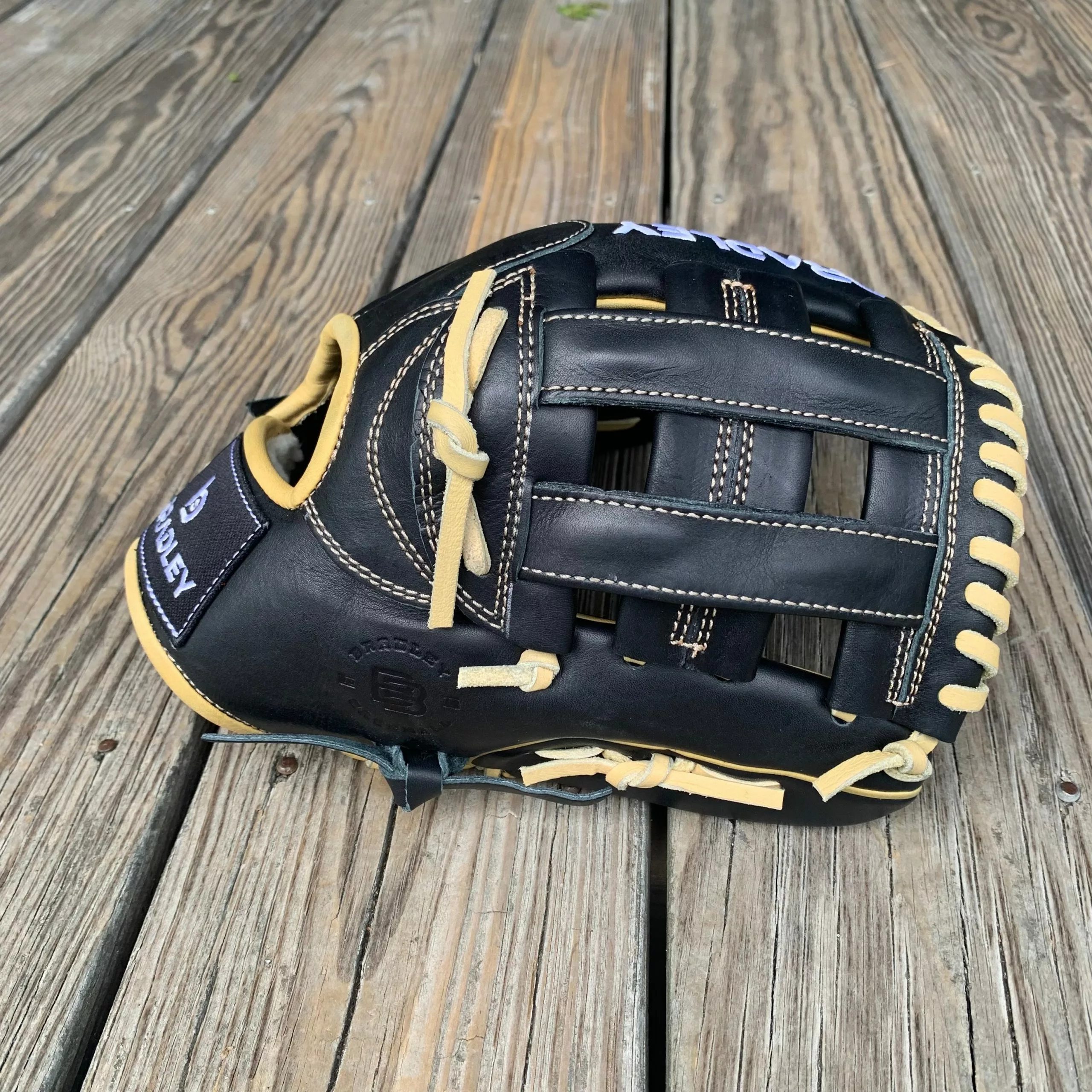 Bradley Baseball 11.25" H-Web, Next Play Series '22 (Black/Blonde) CLEARANCE 20% Taken Off At Checkout 2 Bradley Baseball 11.25" H-Web, Next Play Series '22 (Black/Blonde) CLEARANCE 20% Taken Off At Checkout - Image 2