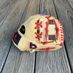 Bradley Baseball 11.5" I-Web, T2 Next Play Series '23 (Red Lace, American Flag) -Bats Shop IMG 9721